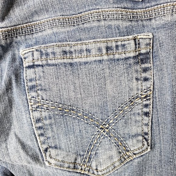 Tommy Hilfiger 8 30x24 Spirit Crop Medium Wash Jeans - Picture 3 of 9